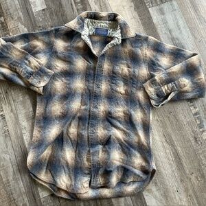 Pendleton wool long sleeve button up size large